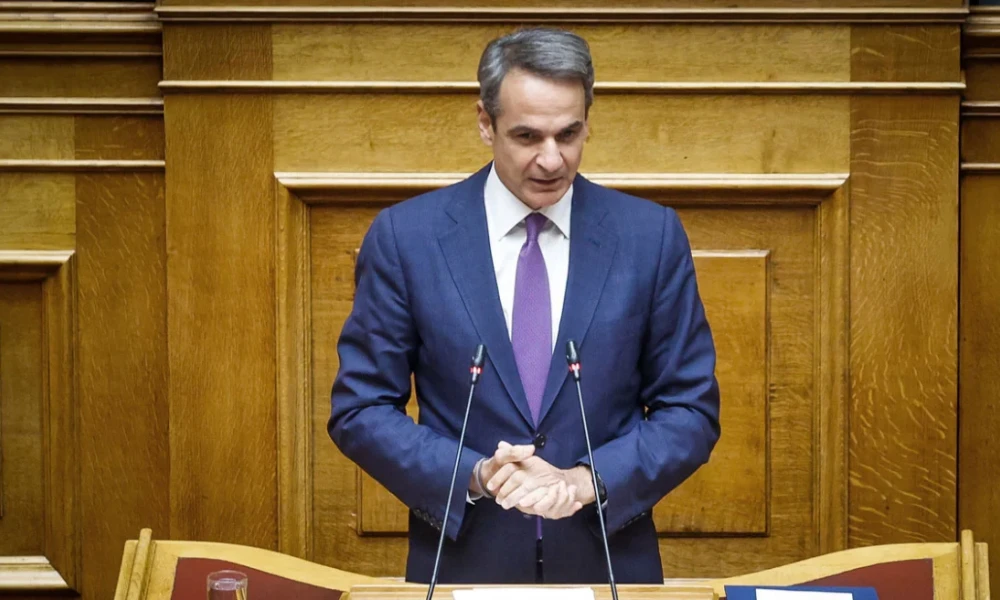 Μητσοτάκης: Live ομιλία στη Βουλή για τα 50 χρόνια αποκατάστασης της Δημοκρατίας (Βίντεο)